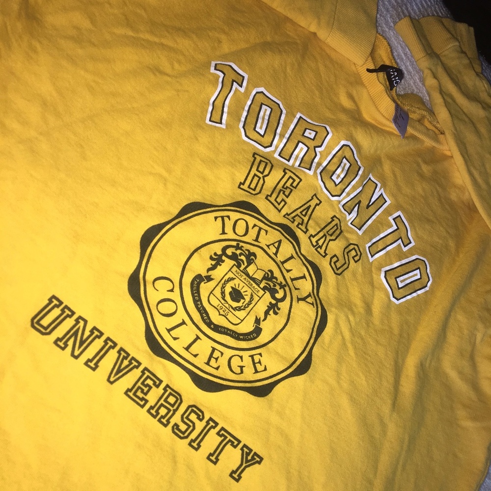 H&M Toronto Bears University Shirt